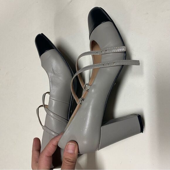 Journee Collection Rory heeled Mary Jane Pumps gray black toe vintage vibe 9 - Picture 9 of 10